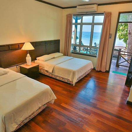 Tuna Bay Island Resort Kampong Pasir Hantu Екстер'єр фото