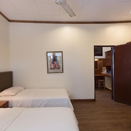 Tuna Bay Island Resort Kampong Pasir Hantu Екстер'єр фото