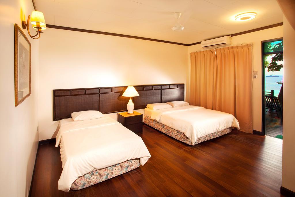 Tuna Bay Island Resort Kampong Pasir Hantu Екстер'єр фото