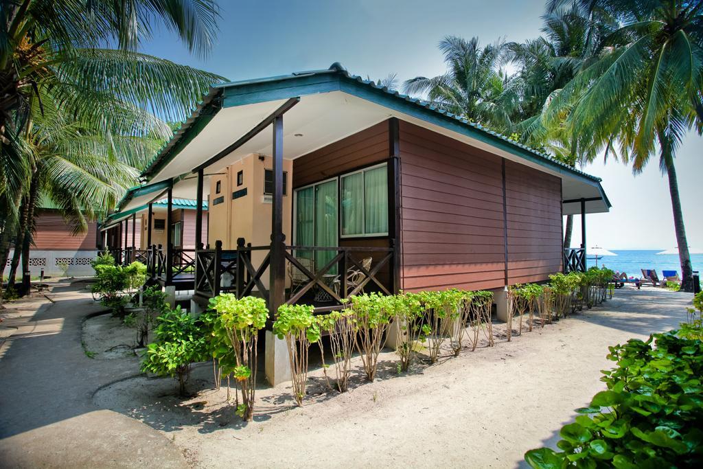 Tuna Bay Island Resort Kampong Pasir Hantu Екстер'єр фото