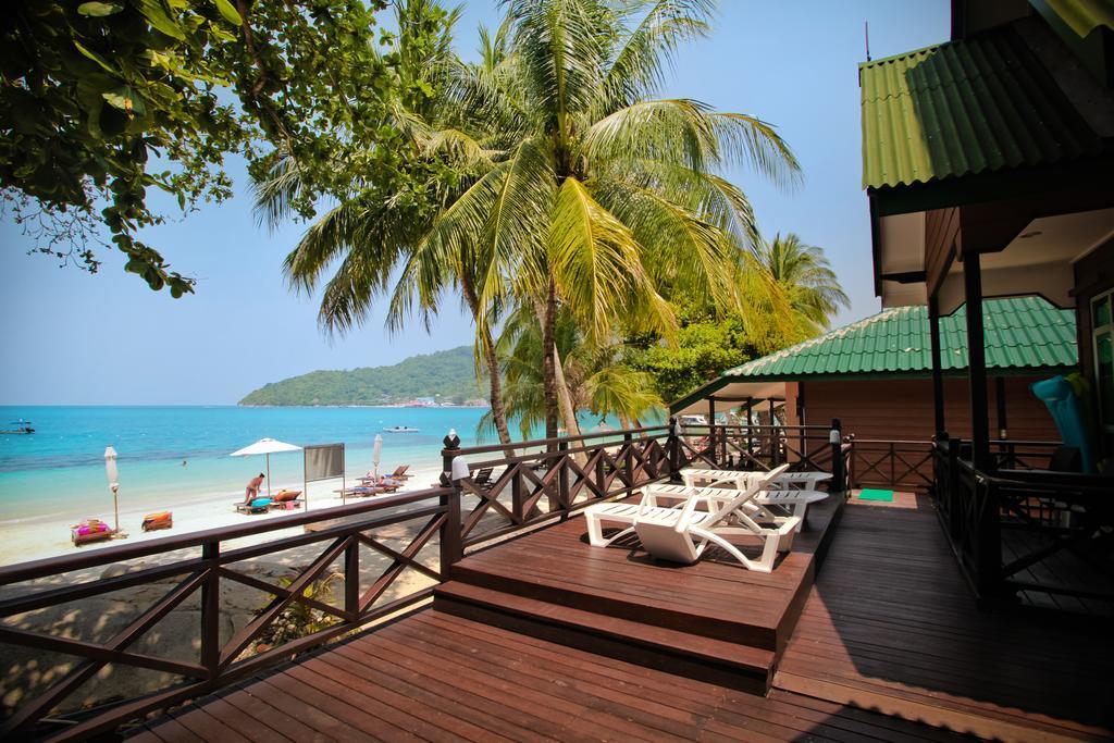Tuna Bay Island Resort Kampong Pasir Hantu Екстер'єр фото