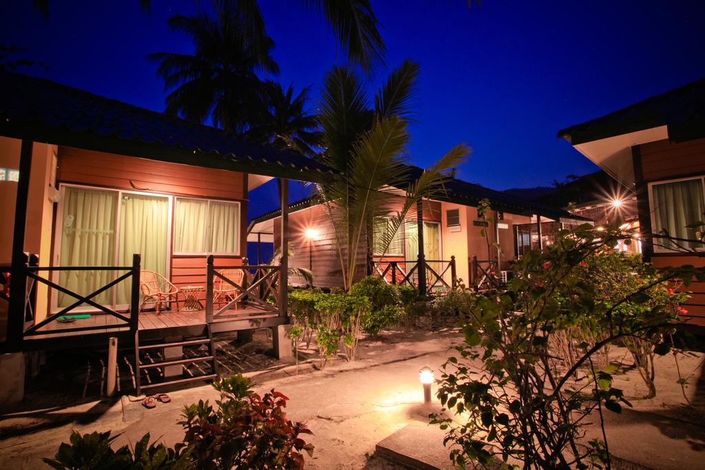 Tuna Bay Island Resort Kampong Pasir Hantu Екстер'єр фото